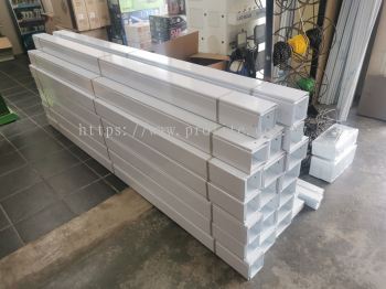 METAL TRUNKING WHITE COLOUR G16 4X4 & 4X6