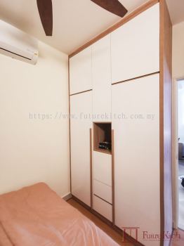 Swing door Wardrobe