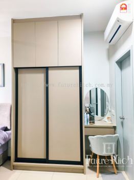 Sliding Door Wardrobe