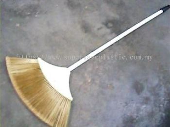 088 BROOM+2.5FT HANDLE