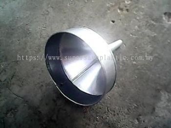 6INCH IRON FUNNEL