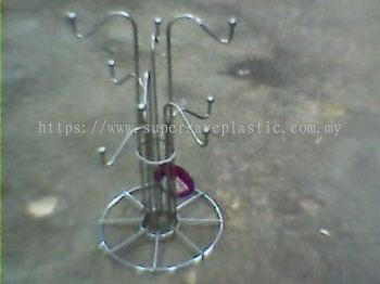 8 HOOKSCUPHOLDER 0320
