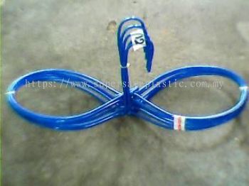 5PCS  CLOTHES HANGER (8 SHAPE)