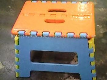 3022 22CM PLASTIC FLODING STOOL