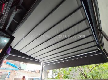 LOOP AWNING