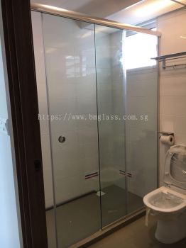 Modern I-Shape Shower Glass for Stylish Bathroom Doors | Shower Screen & Shower Panel