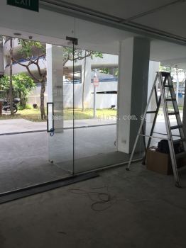 Shoptlot Glass Door