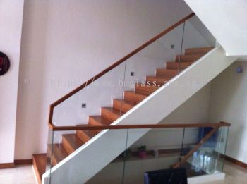 Residential Glass Railing