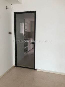 Modern Kitchen Slim Frame Glass Door - Sleek Design for Contemporary Homes