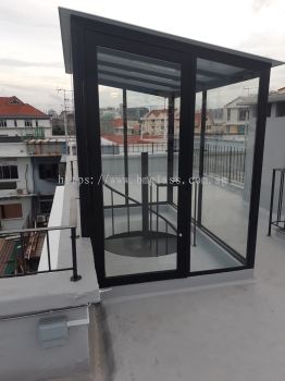 Premium Aluminum Glass Space for Rooftop: Enhance Your Space with Style and Functionality