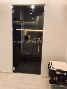 Premium Kitchen Frameless Swing Door - Affordable and High-Quality Glass Door Solution