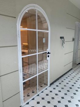 Elegant Round Glass Door with Lattice Design - Enhance Your Space