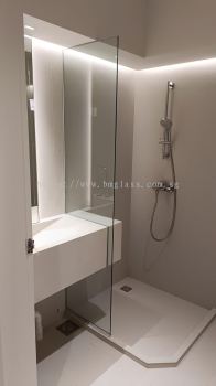 Sleek and Elegant Frameless Glass Shower Panel - Enhance Your Bathroom's Beauty and Functionality
