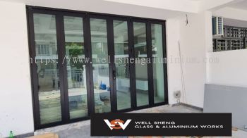 5 Panel Multi Aluminium Folding Door 