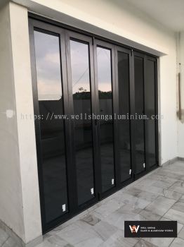 6 Panel Multi Aluminium Folding Door 