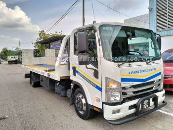  Flatbed Tow Truck, Lift-up Tow Truck ( 24hours/7days Fixed-line : +07-360 9222 / +07-360 9333 )