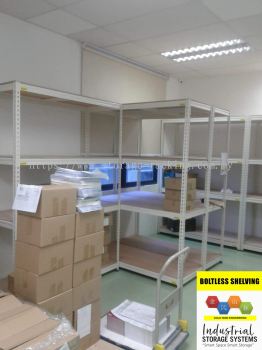 BOLTLESS SHELVING SYSTEM