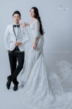 Studio Pre-wedding