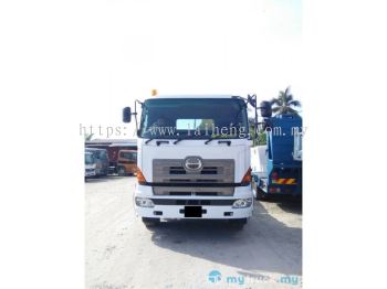 2020 Hino 700 39,000kg