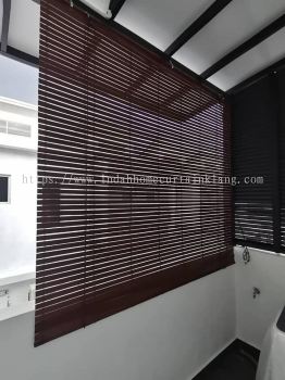 Outdoor Wooden Blind