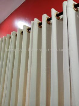 Installation Wooden Rod with Curtain Ready Made