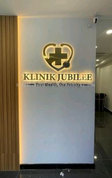 CRITICALLY ACCLAIMED 3D LED STAINLESS STEEL GOLD BACKLIT INDOOR KLINIK SIGNAGE PROVIDER IN PUCHONG
