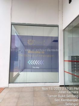 KINGSGATES INTERNATIONAL SCHOOL 3M PRINTING GLASS STICKER