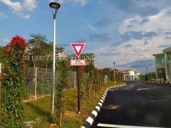 JKR ROAD STAND SIGNAGE AT IPOH PENANG PINANG MALAYSIA