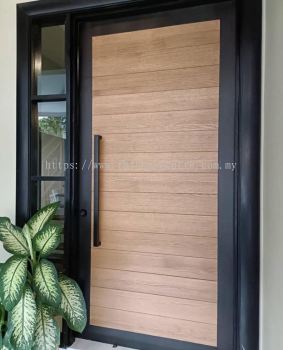 Wooden Sold Door