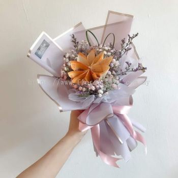 Gypsophila Money Bouquet