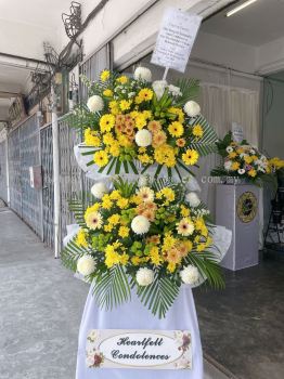 Funeral Condolences Wreath Floral Stand 11