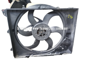 BMW 3 SERIES E90 E91 E92 318i 320i 325i 328i AUTO FAN/ ELECTRIC FAN ( used )