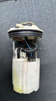 VOLVO S40/V50/C70 B11 FUEL PUMP - used parts