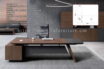 Executive Desk - V7809