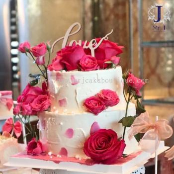 3 Tiers | Dream Wedding | Rosie Floral | Wedding Cake