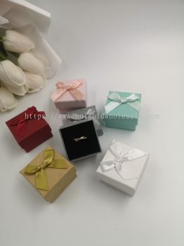 Jewellery Box Paper Box 5*5cm (1 Pack=2 Doz/24 PCS Mix Colour) Ring Box Kotak Cicin戒子盒 纸质戒子盒