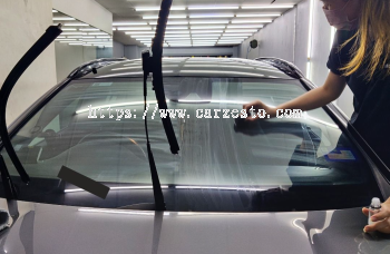 Windscreen& Glass Treatment