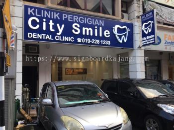 Refit Maintenance Service Subang Jaya - Signboard Klinik