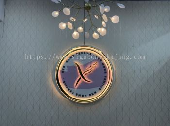 NXG Marketing Klang  - Stainless steel 3D LED Box Up Gold Mirror 