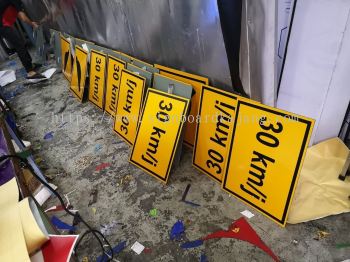 ACP ROAD SIGNAGE SUPPLY AT KUALA LUMPUR 