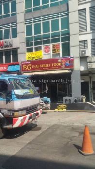 Restaurant Lightbox Signage Installation at SIMPANG PERTANG | JOHOL | PUSAT BANDAR PALONG | TAMPIN