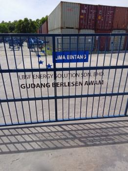 Outdoor Acrylic Poster Signage Specialist at PULAU INDAH | SUNGAI PELEK | JENJAROM | TANJUNG SEPAT