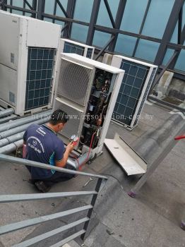 VRF system Variable refrigerant flow Service and Maintenance For Building Commercial（ Perkhidmatan dan Penyelenggaraan Sistem Aliran Pembezaan Gas Pemadam Variabel (VRF) untuk Bangunan Komersial )