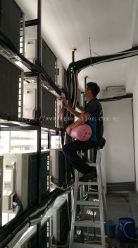 Wall Mounted Air Conditioner Repair For Office (Baiki Penghawa Dingin Dinding untuk Pejabat)