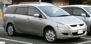 Mitsubishi Grandis (2003-2011)