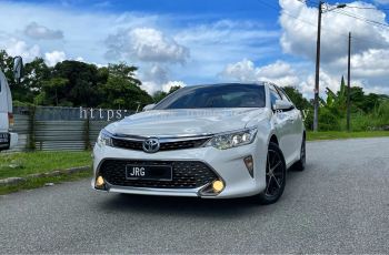 Toyota Camry 2.5 Hybrid (A) 2015 years