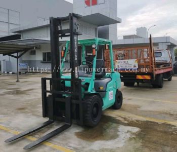 Diesel Engine Power Forklift Rental at Melaka,Muar,Batu Pahat (Short Term and Long Term Rental Forklift) - Forklift Rental Supplier Malaysia