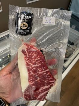 HALAL ARGENTINE DEVESA ANGUS SIRLOIN STEAK 186G