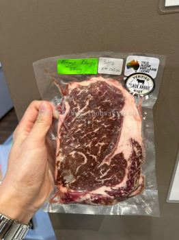 HALAL AUSTRALIA BLACK ANGUS RIBEYE STEAK 320G