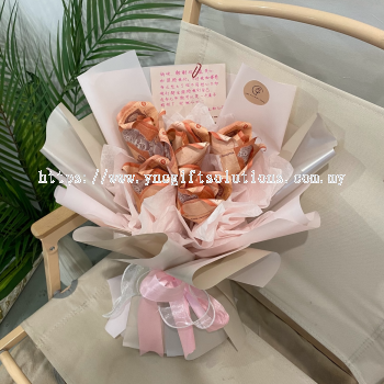 RM150 Money Roses Bouquet - (15pcs)